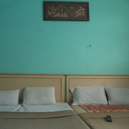 Hotel Viren Plaza Agra  Ngoại thất bức ảnh
